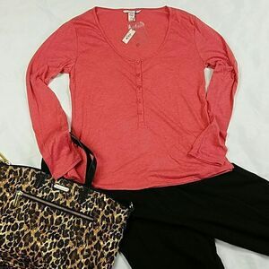 Victoria's secret long sleeve top shirt NWT